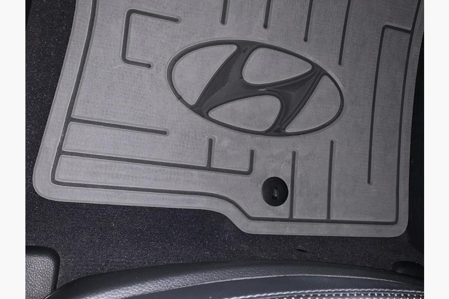 Hyundai Klip do dywaników Hyundai Zdjęcia 14