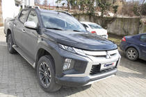 Mitsubishi L200 2015-2024 Deflektor maski (2019+, EuroCap) zdjęcia 7
