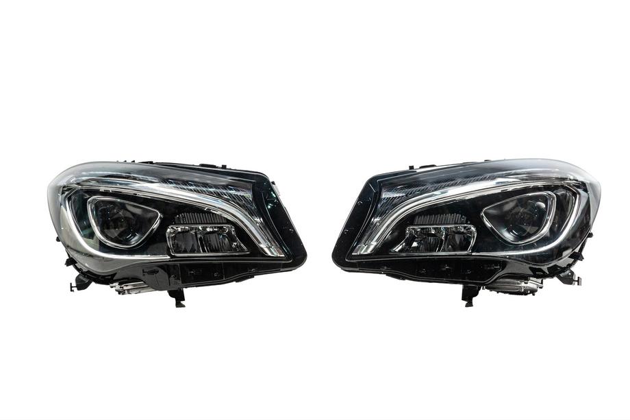 Mercedes CLA C117 2013-2019 Reflektory przednie z LED (2 szt.) Zdjęcia 2