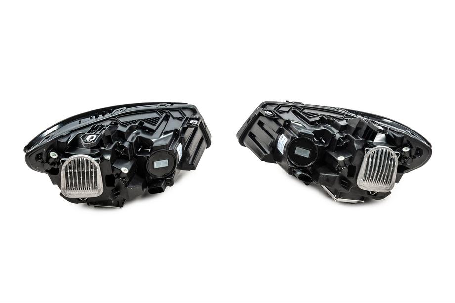 Mercedes CLA C117 2013-2019 Reflektory przednie z LED (2 szt.) Zdjęcia 6