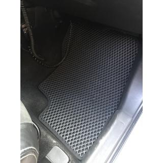 Dywaniki EVA P-HEV (czarne) Mitsubishi Outlander 2012-2021 zdjęcia 2
