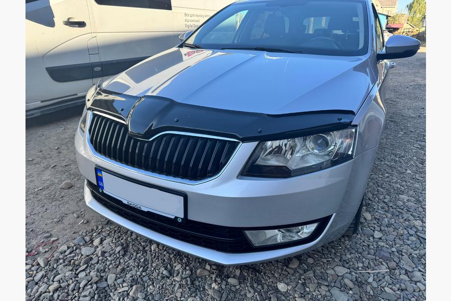 Skoda Octavia III A7 2013-2019 Deflektor maski 2013-2017 (EuroCap) Image