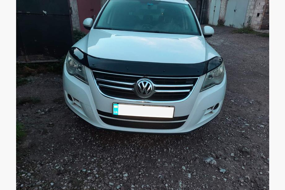 Volkswagen Tiguan 2007-2016 Deflektor maski (EuroCap) Zdjęcia 3