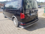 Volkswagen T6 2015-2024 Tylny spoiler nakładka w stylu karbonu (ABS) zdjęcia 3