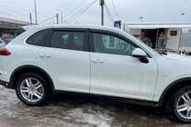 Porsche Cayenne 2010-2017 Deflektory szyb z listwą chromowaną (4 szt, HIC) zdjęcia 6