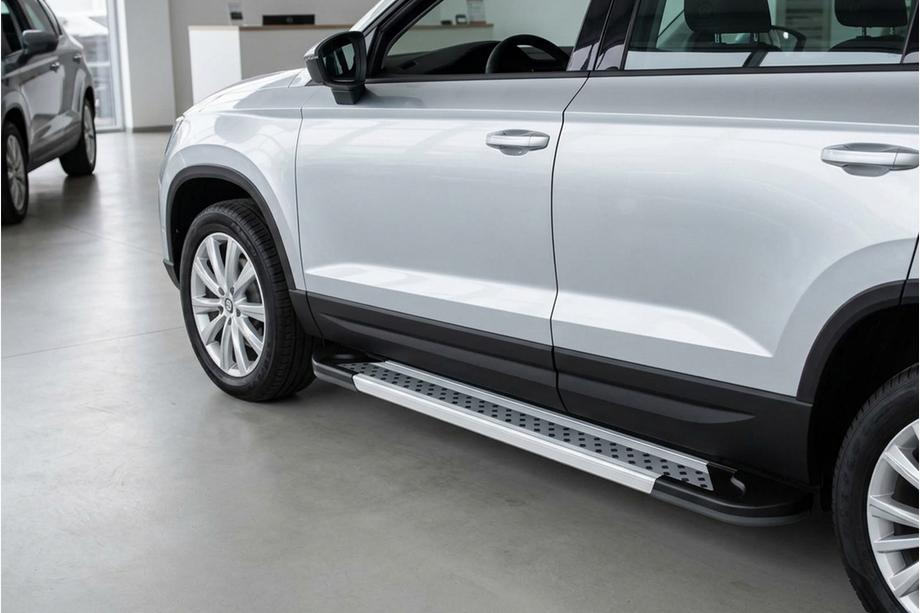 Seat Ateca 2016- Progi Boczné New Vision Grey (2 szt., Aluminium) Image