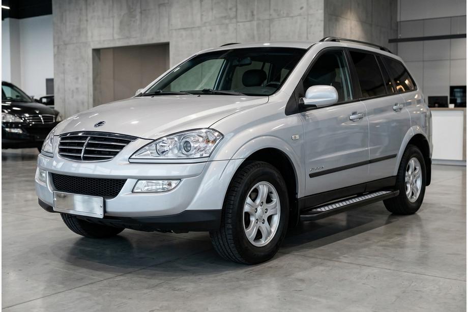 SsangYong Kyron 2005-2014 Progi Boczné New Vision Black (2 szt., aluminium) Image
