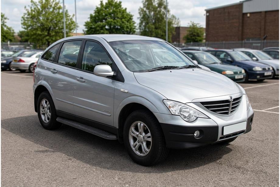 SsangYong Action 2005-2018 Progi Boczné Tayga Black (2 szt., Aluminium) Image