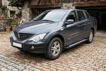 SsangYong Action 2005-2018 Progi Boczne New Vision Black (2 szt., Aluminium) zdjęcia 1