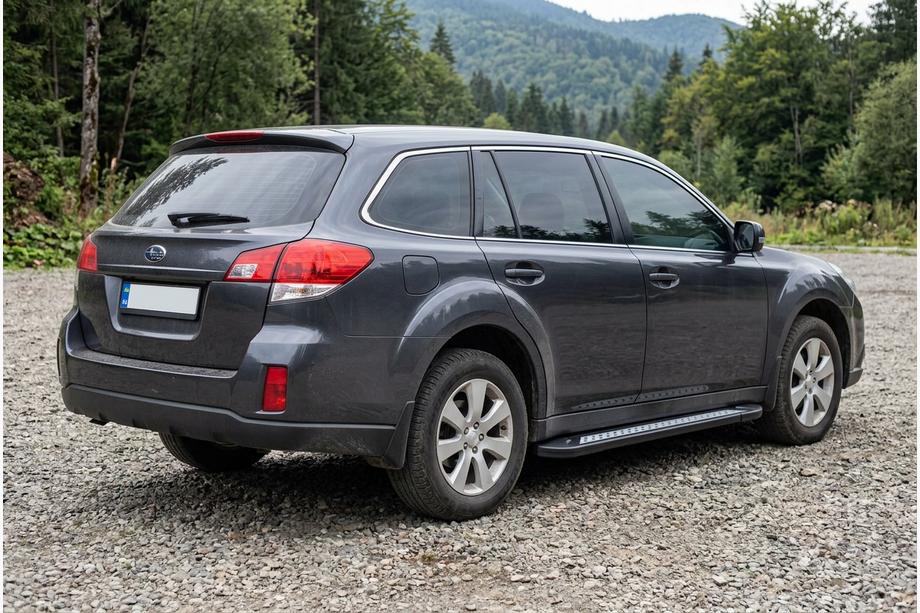 Subaru Outback 2009-2014 Progi Boczne New Vision Black (2 szt., Aluminium) Image