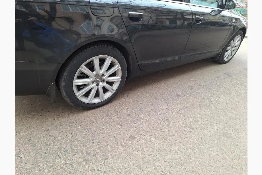 Audi A6 C6 2004-2011 Chlapacze Premium (Sedan) (4 szt.) Image