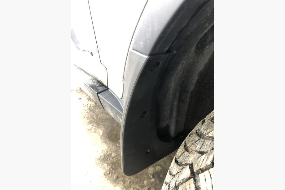BMW X3 E83 2003-2010 Chlapacze Premium z progami (4 szt.) Zdjęcia 4