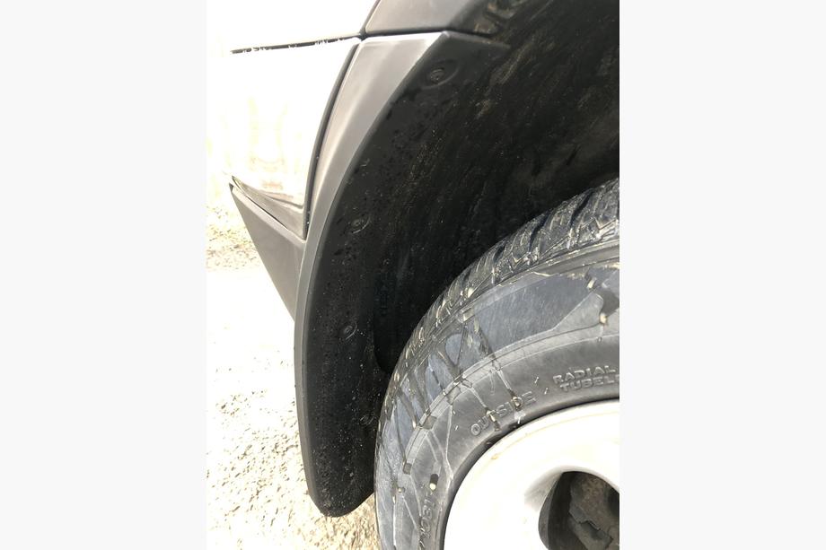 BMW X3 E83 2003-2010 Chlapacze Premium z progami (4 szt.) Zdjęcia 9