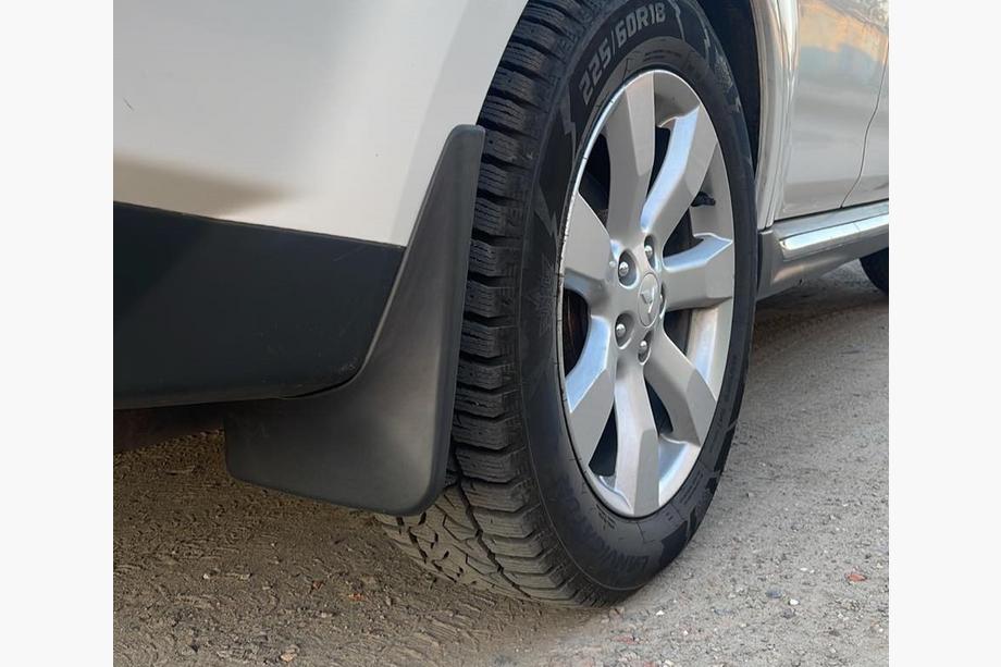 Mitsubishi Outlander 2006-2012 Chlapacze Premium na szeroki próg (4 szt.) Image
