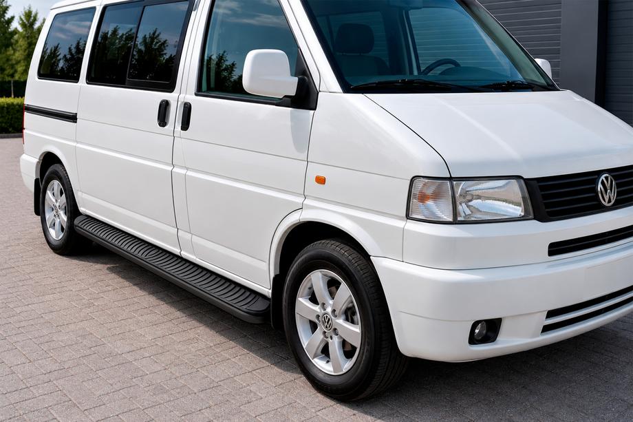 Volkswagen T4 Transporter 1990-2003 Progi Boczné Tayga Black (2 szt., Aluminium) Tylko do krótkiego rozstawu osi Image