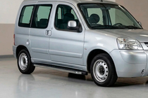 Peugeot Partner 1996-2008 Progi Boczné BlackLine (2 szt., Aluminium) zdjęcia 1