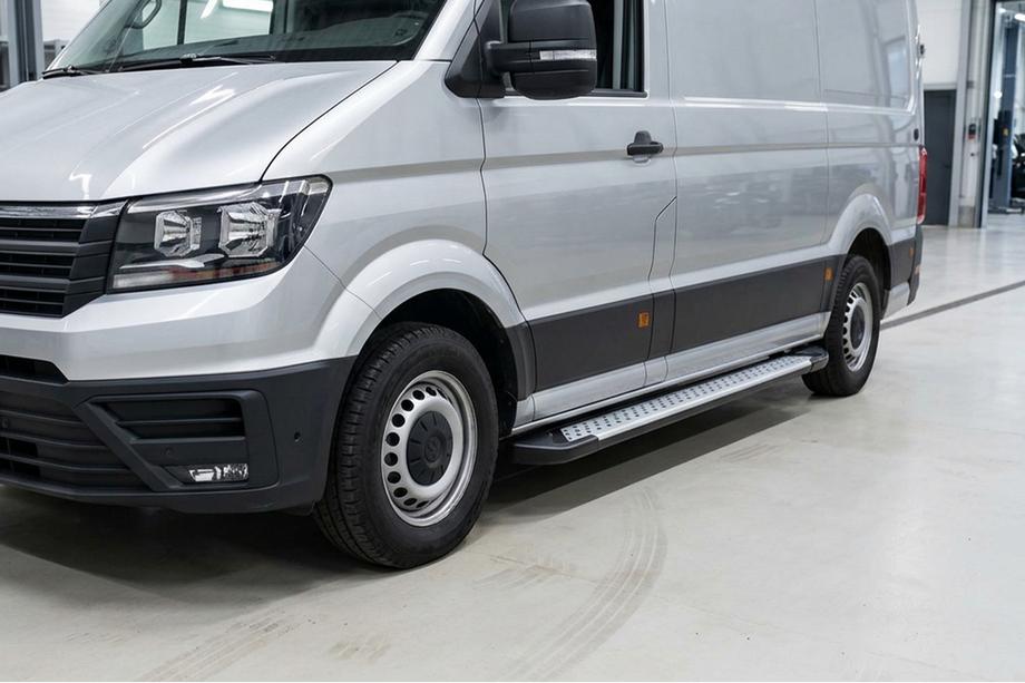 Man TGE 2017- Progi boczne Allmond Grey (2 szt., aluminium) Long/ExtraLong Image