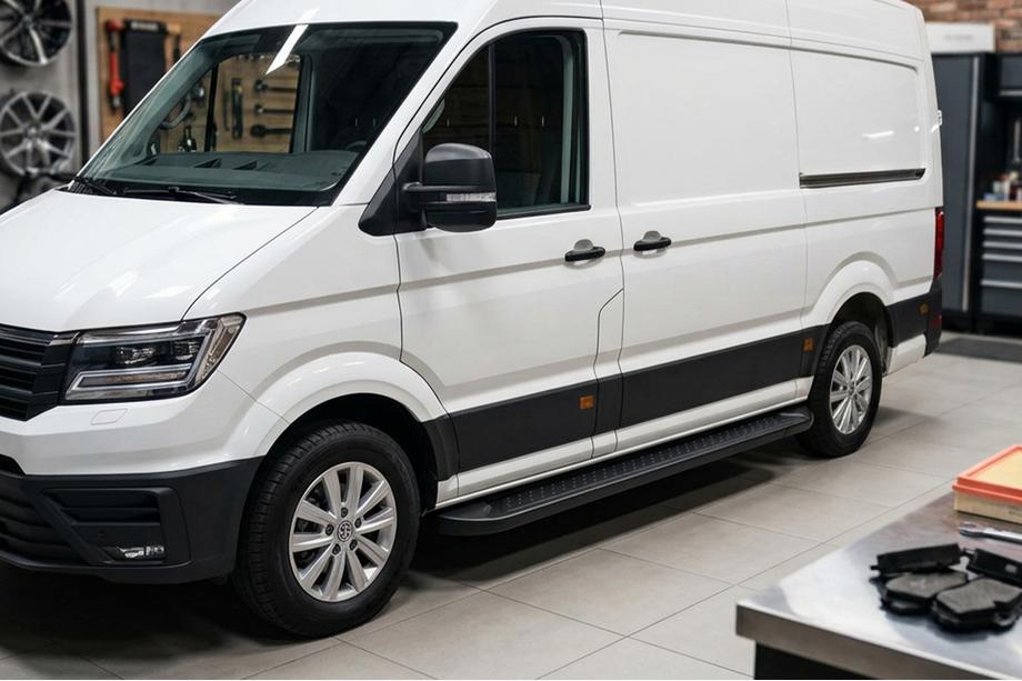 Man TGE 2017- Progi Boczné Allmond Black (2 szt., Aluminium) Średni Rozstaw Osi Image