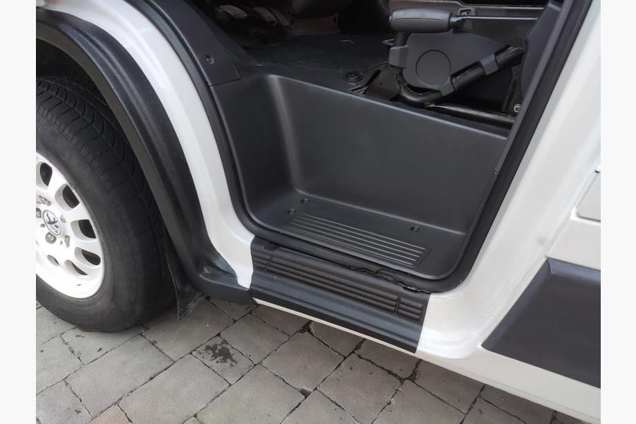 Peugeot Boxer 2006-2025 Nakładki progowe EuroCap (2 szt, ABS) Image