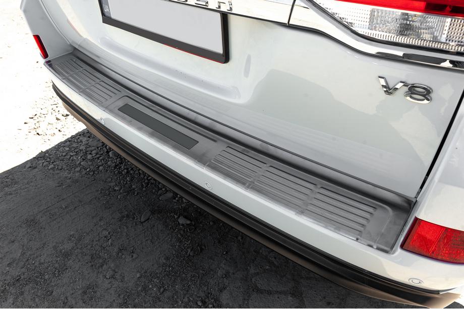 Toyota Land Cruiser 200 2007-2021 Nakładka na tylny zderzak 2016-2021 stal nierdzewna Image