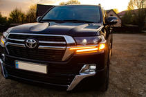 Toyota Land Cruiser 200 2007-2021 Zestaw body kit 2016-2021 (Executive 2021) zdjęcia 14