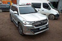 Toyota Land Cruiser 200 2007-2021 Zestaw body kit 2016-2021 (Executive 2021) zdjęcia 5