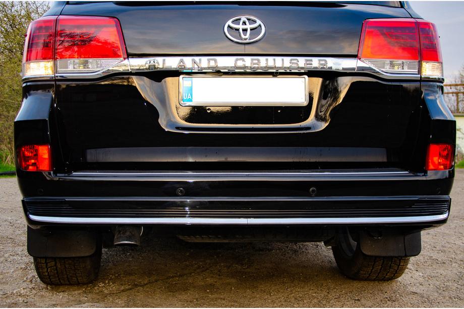 Toyota Land Cruiser 200 2007-2021 Zestaw body kit 2016-2021 (Executive 2021) Biały Zdjęcia 19