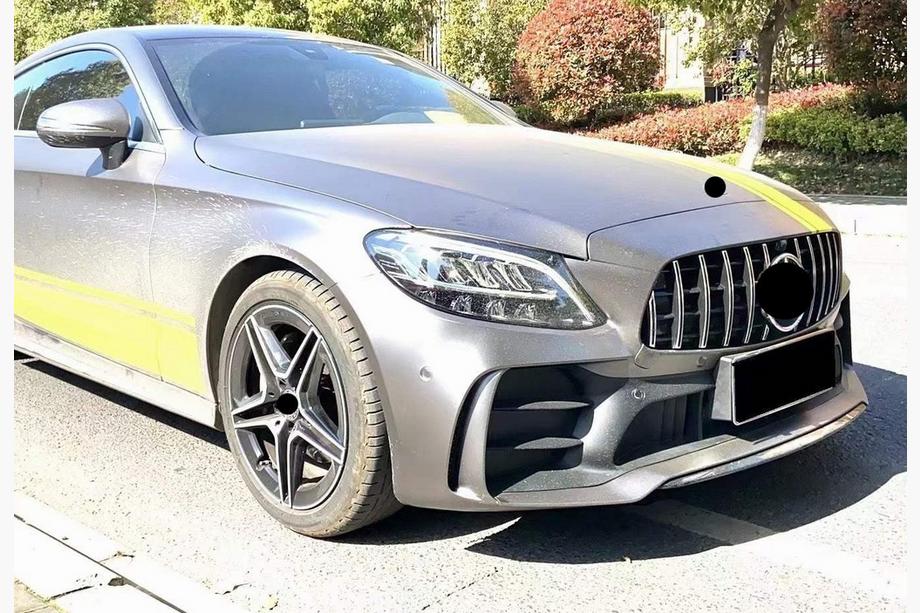 Mercedes C-class W205 2014-2021 Zestaw body kit z pelnym tylnym zderzakiem (design Black Mamba C63GT) Zdjęcia 8