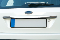 Ford Fiesta 2002-2008 Listwa chromowana nad tablicą rejestracyjną (stal nierdzewna) Carmos - Turecka Stal Nierdzewna zdjęcia 4