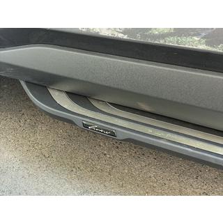 Progi Boczné OEM V2B (2 szt, Aluminium) zdjęcia 2