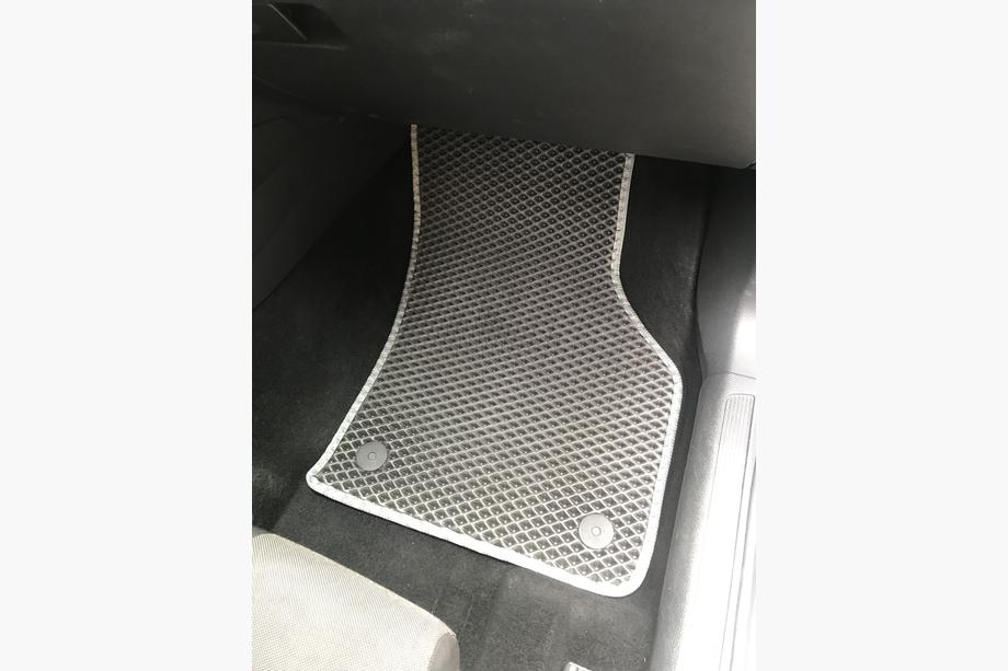 Volkswagen Golf 7/E-Golf 2012-2020 Dywaniki EVA do Golf 7 (czarne) Zdjęcia 3