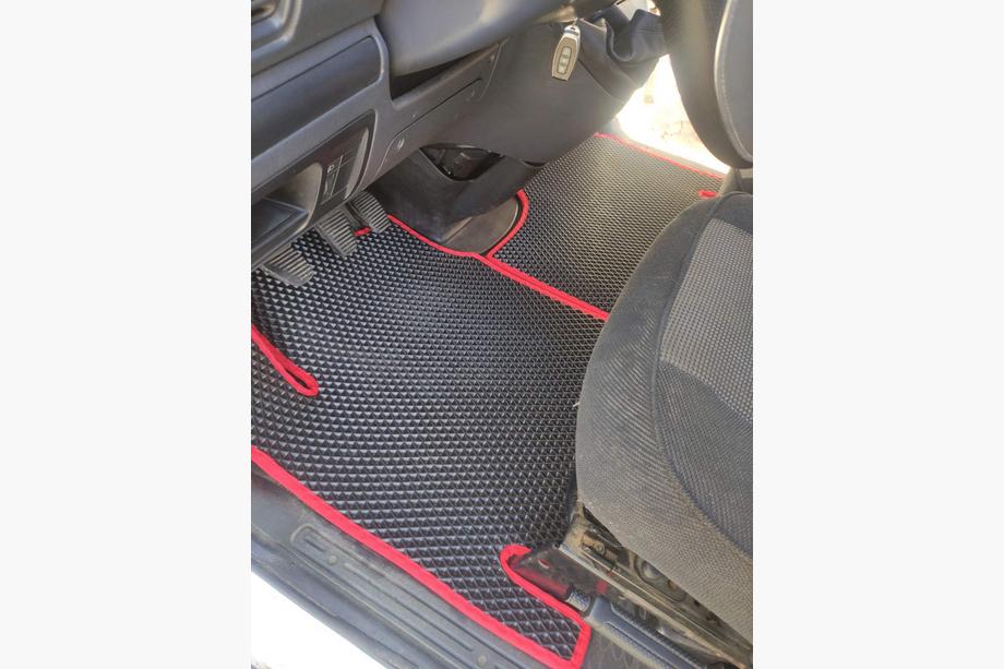 Fiat Scudo 1996-2007 Dywaniki EVA (czarne) Image