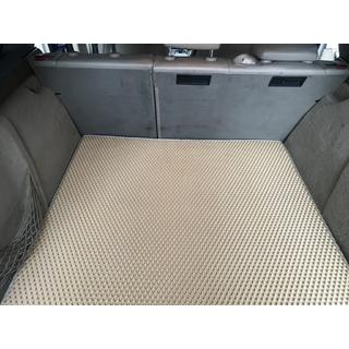 Mata do bagażnika EVA (Sedan, beżowa) Audi A4 B7 2004-2008 zdjęcia 3