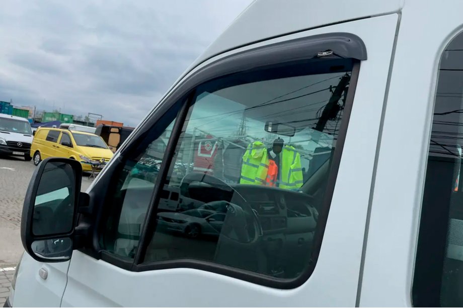 Iveco Daily 2006-2014 Deflektory Okien (2 szt, HIC) Zdjęcia 1