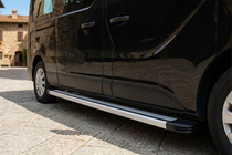 Renault Trafic 2001–2015 Progi Boczné Maya V4 (2 szt., Aluminium) zdjęcia 1