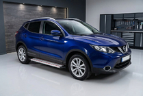 Nissan Qashqai 2014-2021 Progi Boczne Maya Czerwono-Szare (2 szt., Aluminium) zdjęcia 1