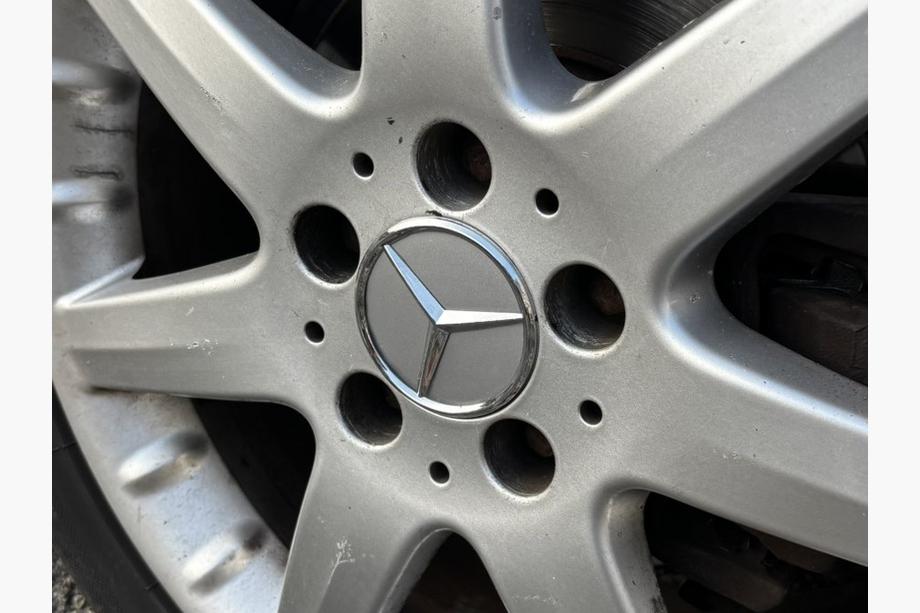 Mercedes-Benz Dekielki na felgi 70/75 mm z pierścieniem (4 szt, szare) Zdjęcia 3