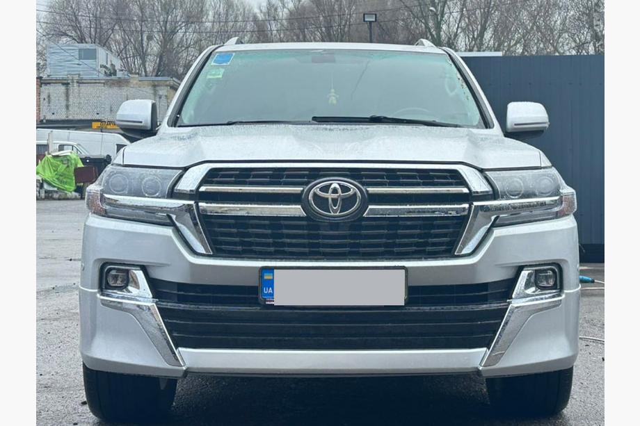 Toyota Land Cruiser 200 2007-2021 Zestaw konwersji facelift z LC200 2008-2015 na 2021 Executive Zdjęcia 42