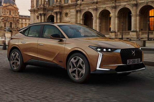 DS 4 premium hatchback: zaprezentowano nową generację