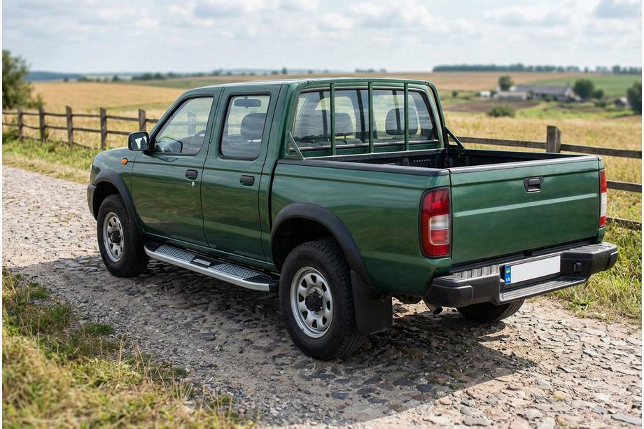 Nissan NP300 1999-2015 Progi Boczne Mevsim Grey (2 szt., Aluminium) Image