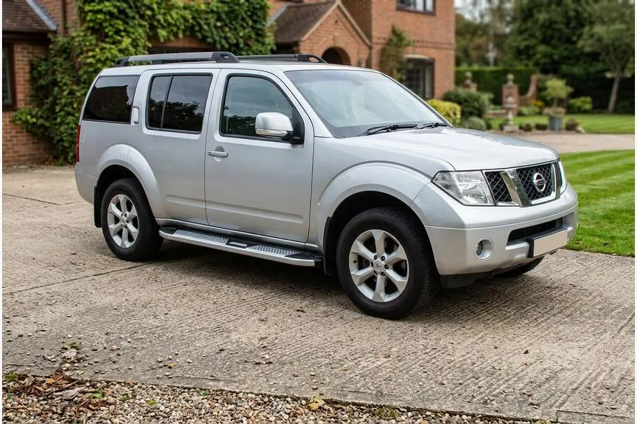 Nissan Pathfinder R51 2005-2014 Progi Boczne Mevsim Grey (2 szt., Aluminium) Image