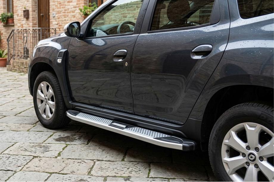 Renault Duster 2018-2024 Progi Boczne Mevsim Grey (2 szt., Aluminium) Image