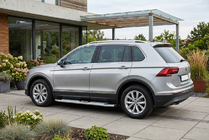 Volkswagen Tiguan 2016-2023 Progi Boczne Mevsim Grey (2 szt., Aluminium) zdjęcia 1