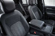 Land Rover Defender SUV otrzyma silnik o mocy 520 koni mechanicznych zdjęcia 7