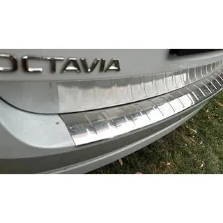 Nakładka na tylny zderzak Carmos (SW, stal nierdzewna) zdjęcia 1