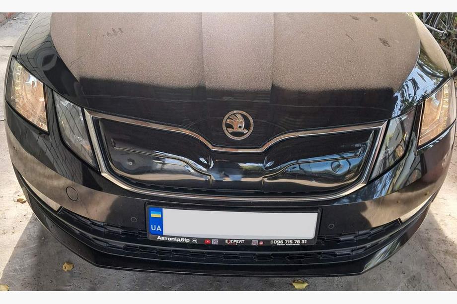 Skoda Octavia III A7 2013-2019 Kratka zimowa (2017-2020) Błyszczący Zdjęcia 7