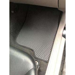 Dywaniki EVA (czarne) Mitsubishi Pajero Sport 2008-2015 zdjęcia 3