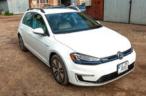 Volkswagen Golf 7/E-Golf 2012-2020 Relingi dachowe OmsaLine Solid (2 szt, czarne) zdjęcia 8