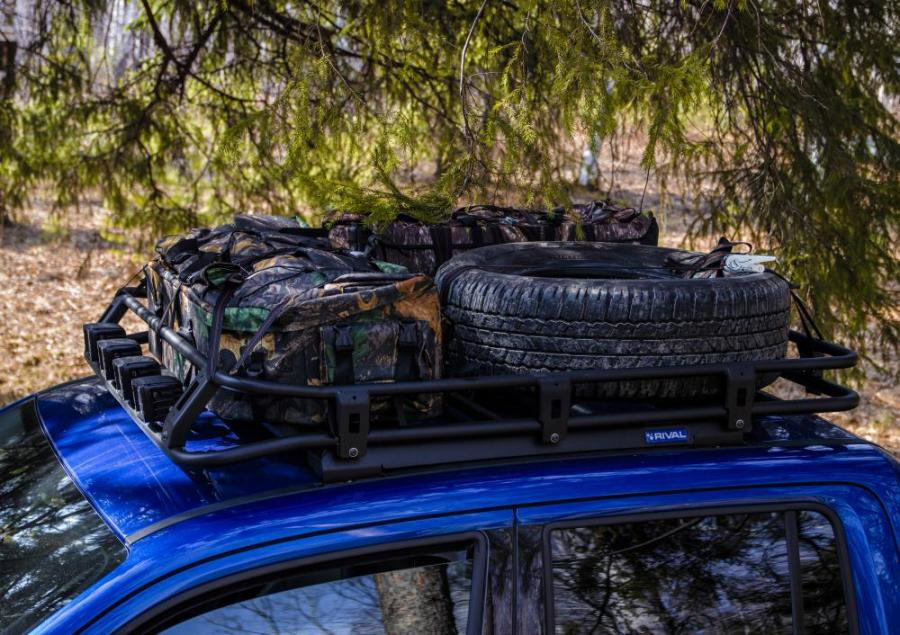 Jak wybrać bagażnik dachowy do SUV-a