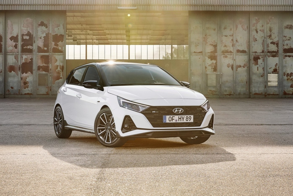 Kompaktowy hatchback Hyundai i20 z napędem na przednie koła nowej generacji